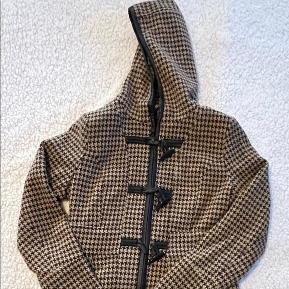 Adorable Houndstooth Coat Size Extra Small